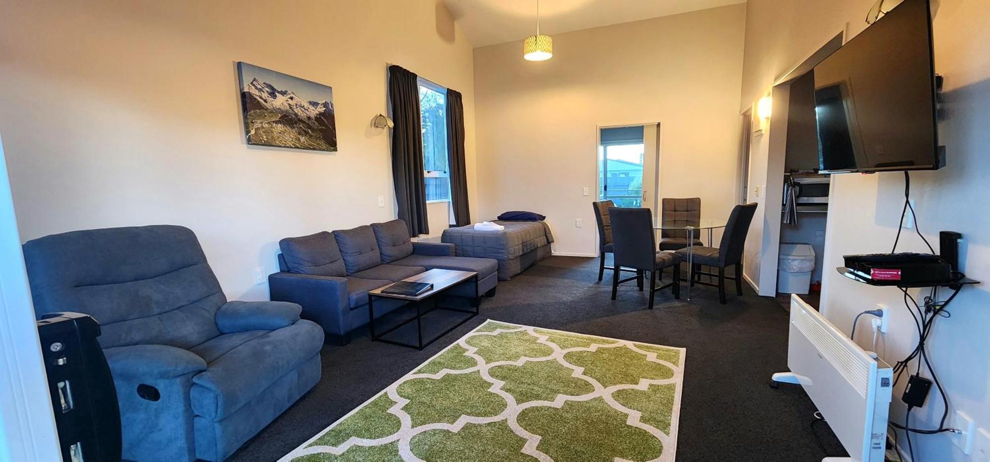 מסטרטון Acorn Estate Motel מראה חיצוני תמונה