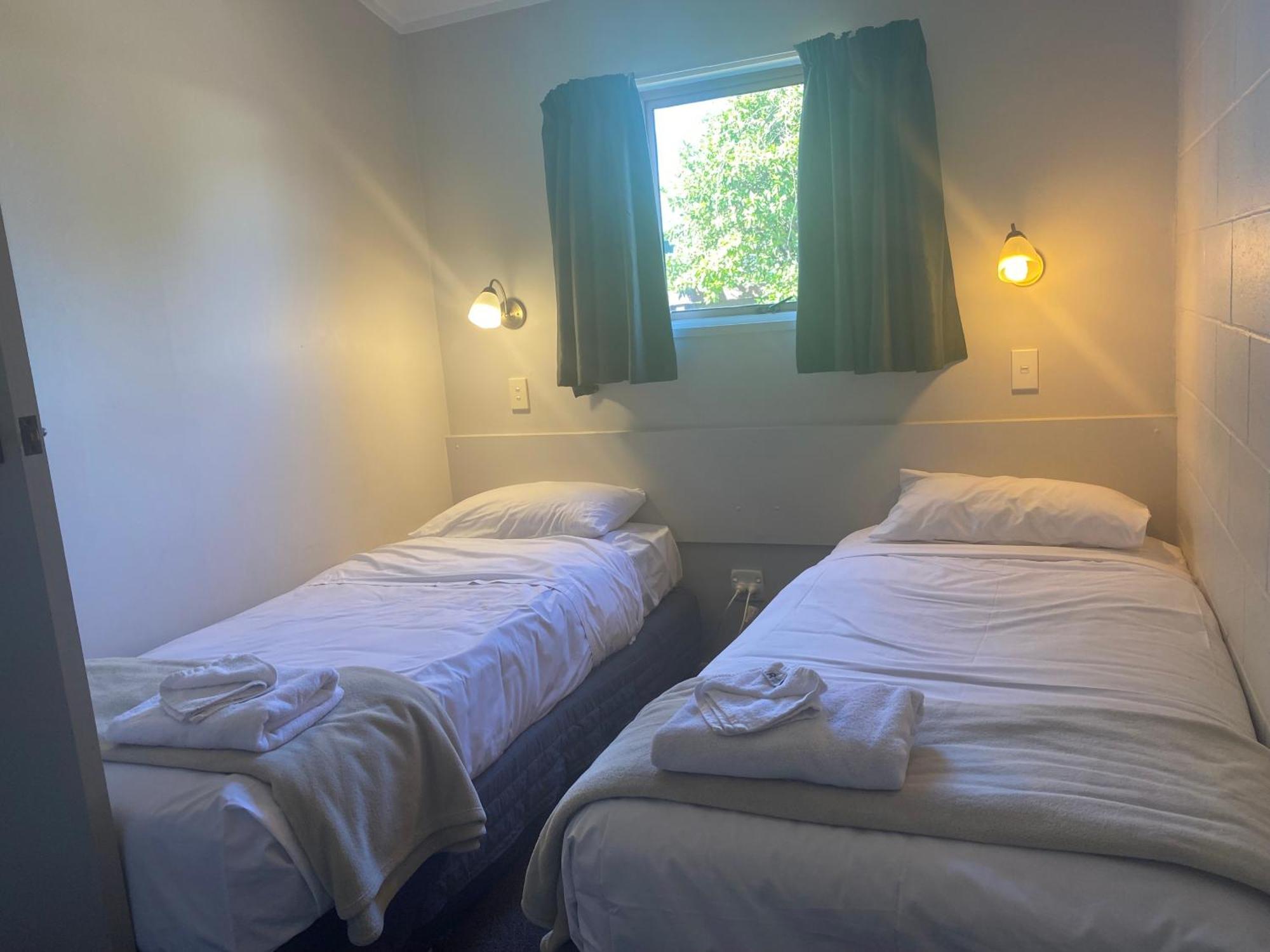 מסטרטון Acorn Estate Motel מראה חיצוני תמונה