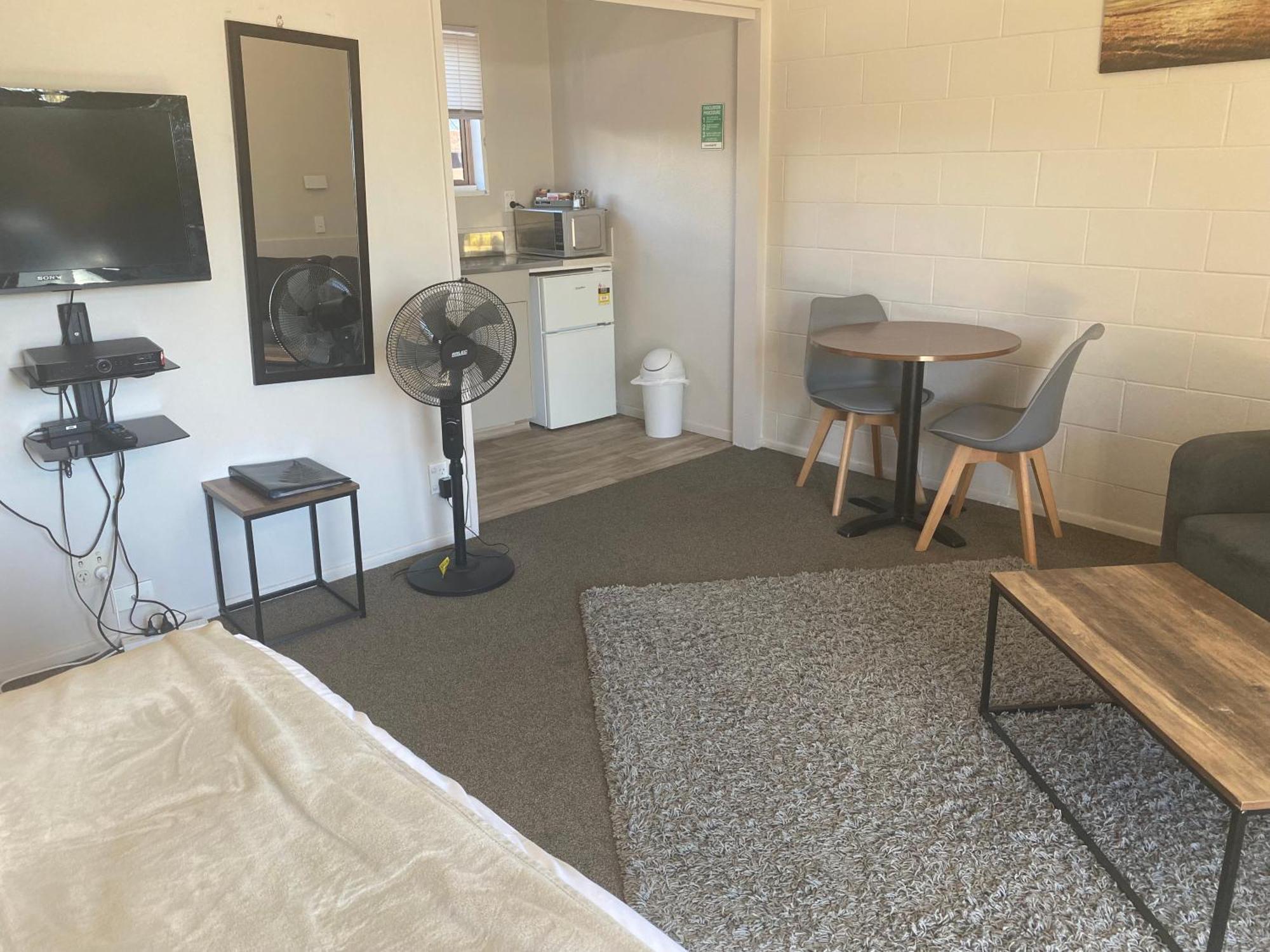 מסטרטון Acorn Estate Motel מראה חיצוני תמונה