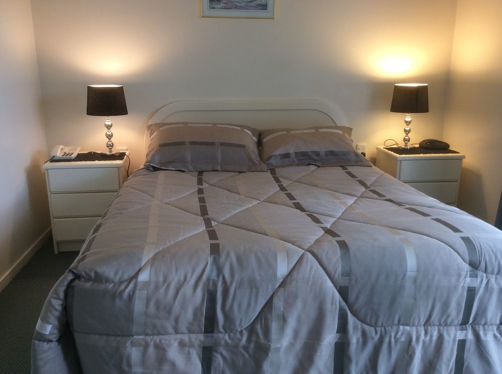 מסטרטון Acorn Estate Motel מראה חיצוני תמונה