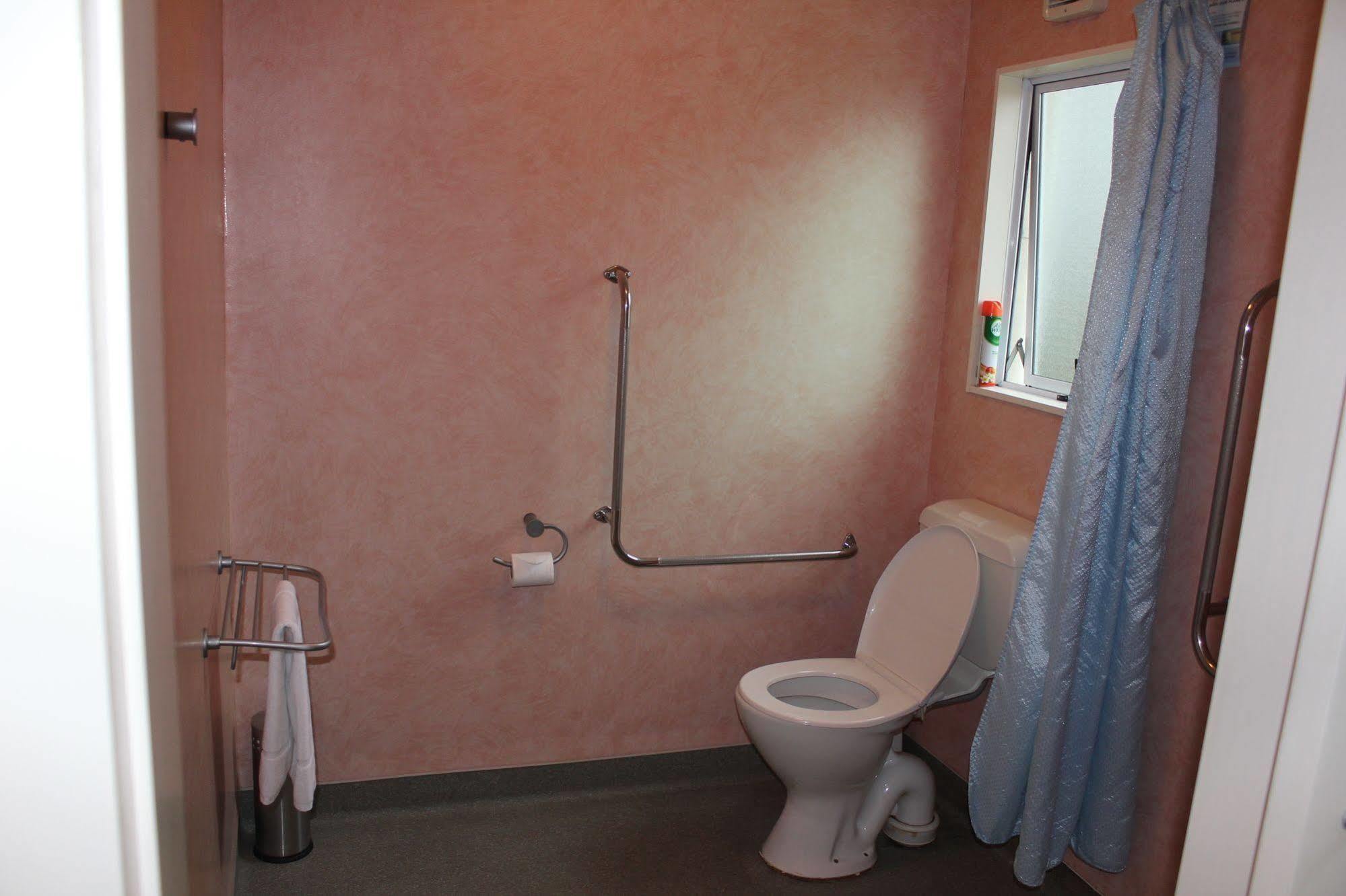 מסטרטון Acorn Estate Motel מראה חיצוני תמונה